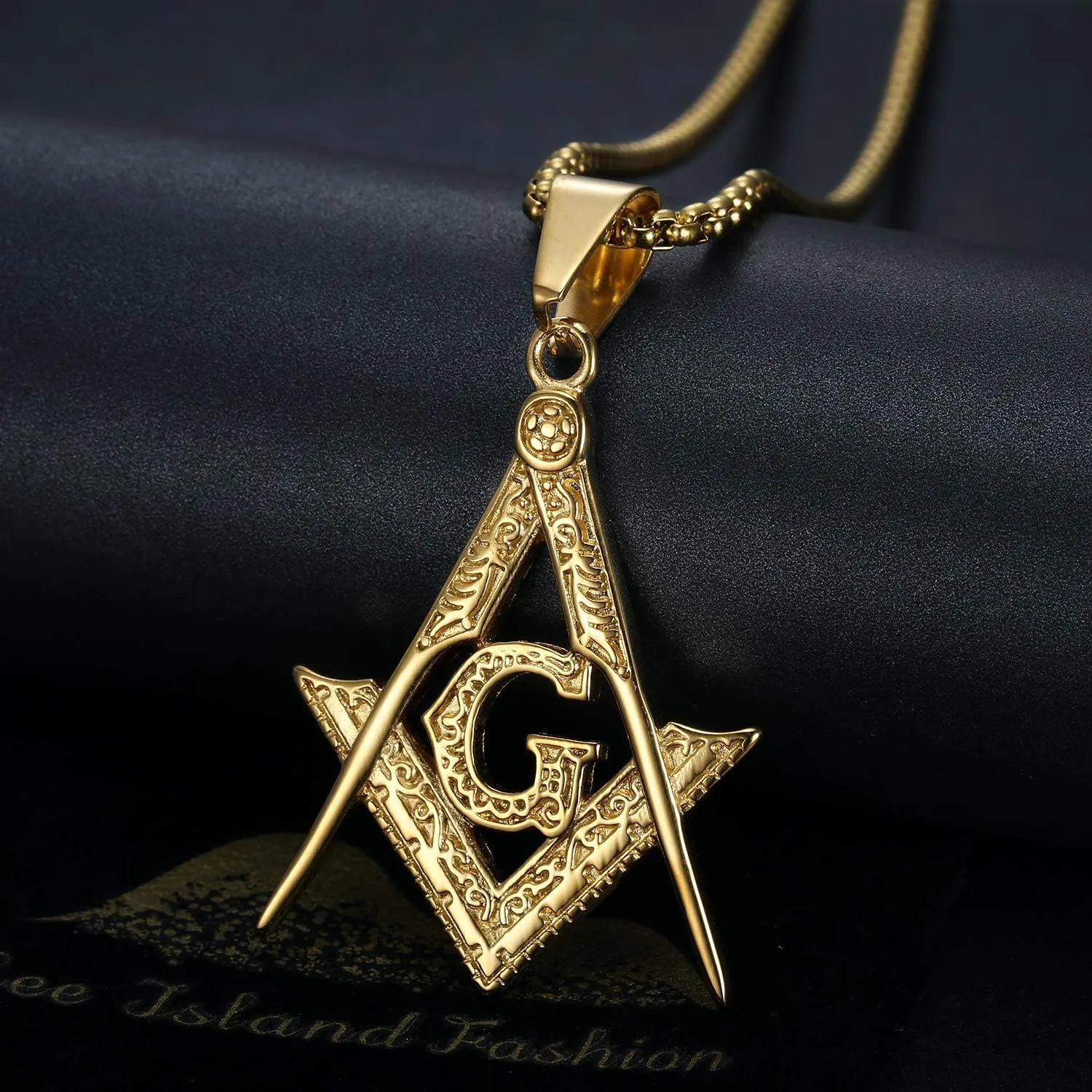 18K Gold Plated Freemason Symbol Pendant Stainless Steel Necklace for Men, 24 inch Chain Masonic Hip Hop Jewelry Gift