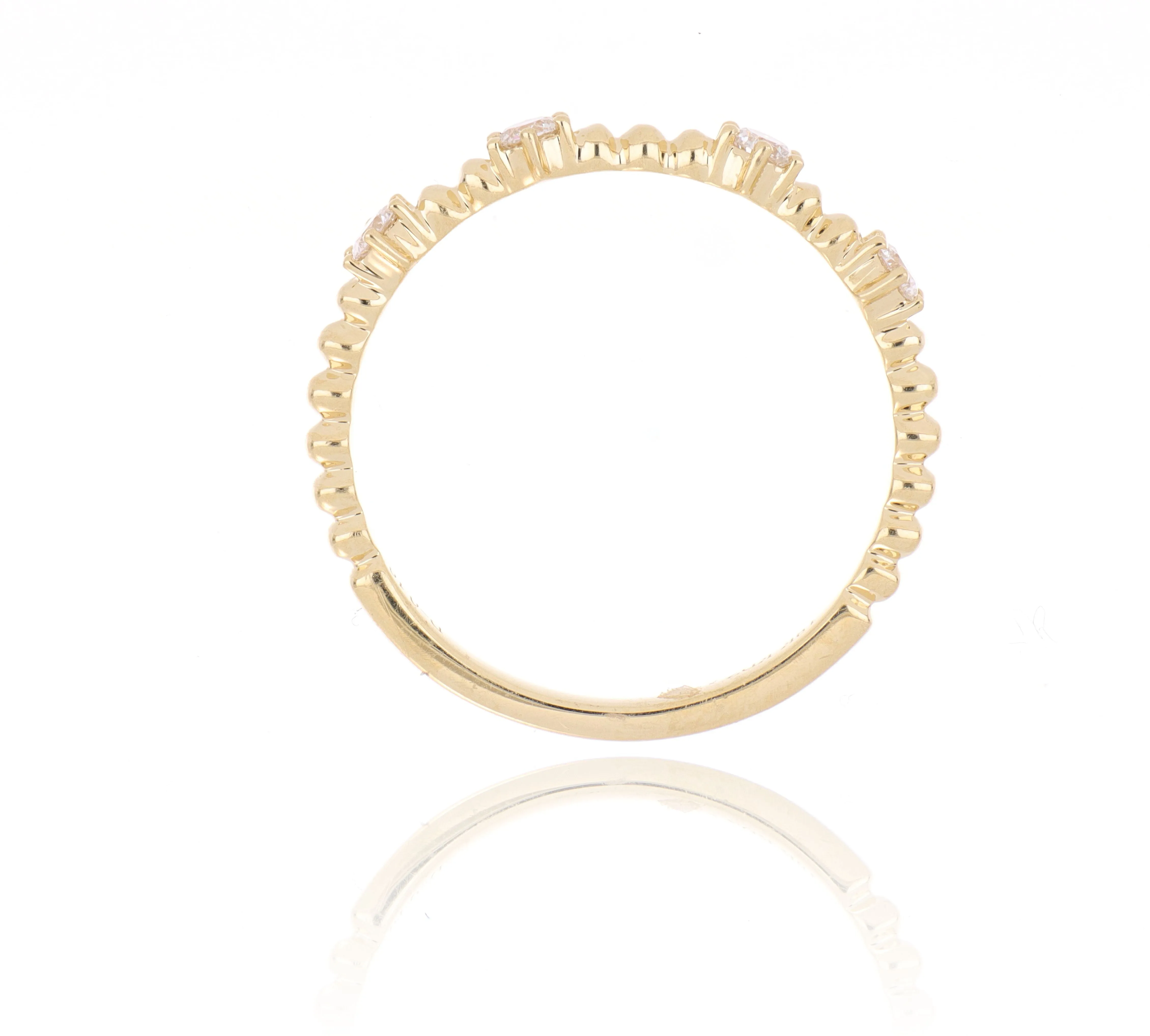 18k Yellow Gold Diamond Wedding Band