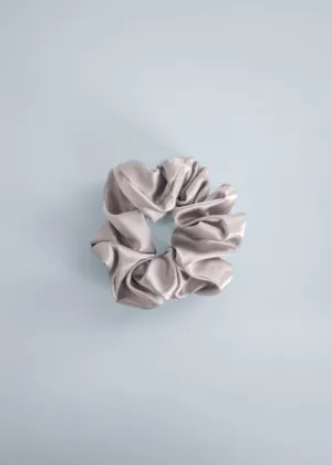 Silk Scrunchie in Champagne Pink